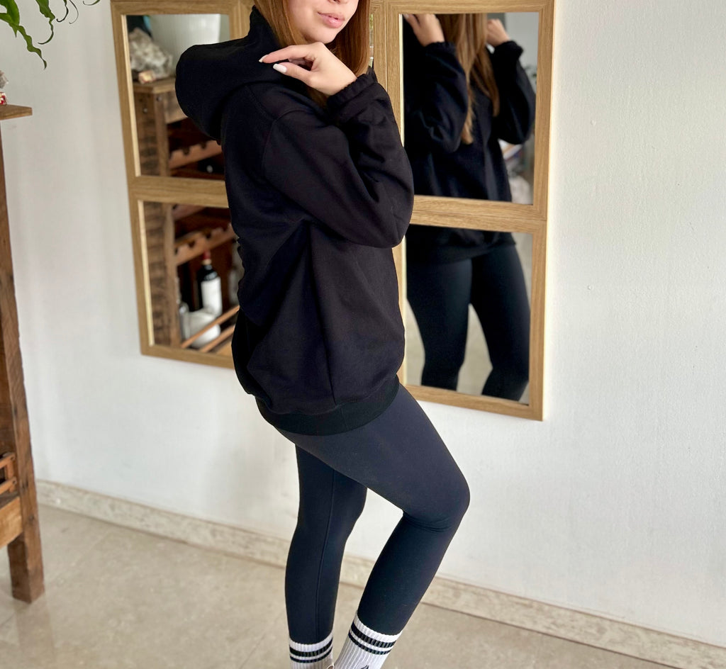 Poleron Oversize Estrella - Color Negro
