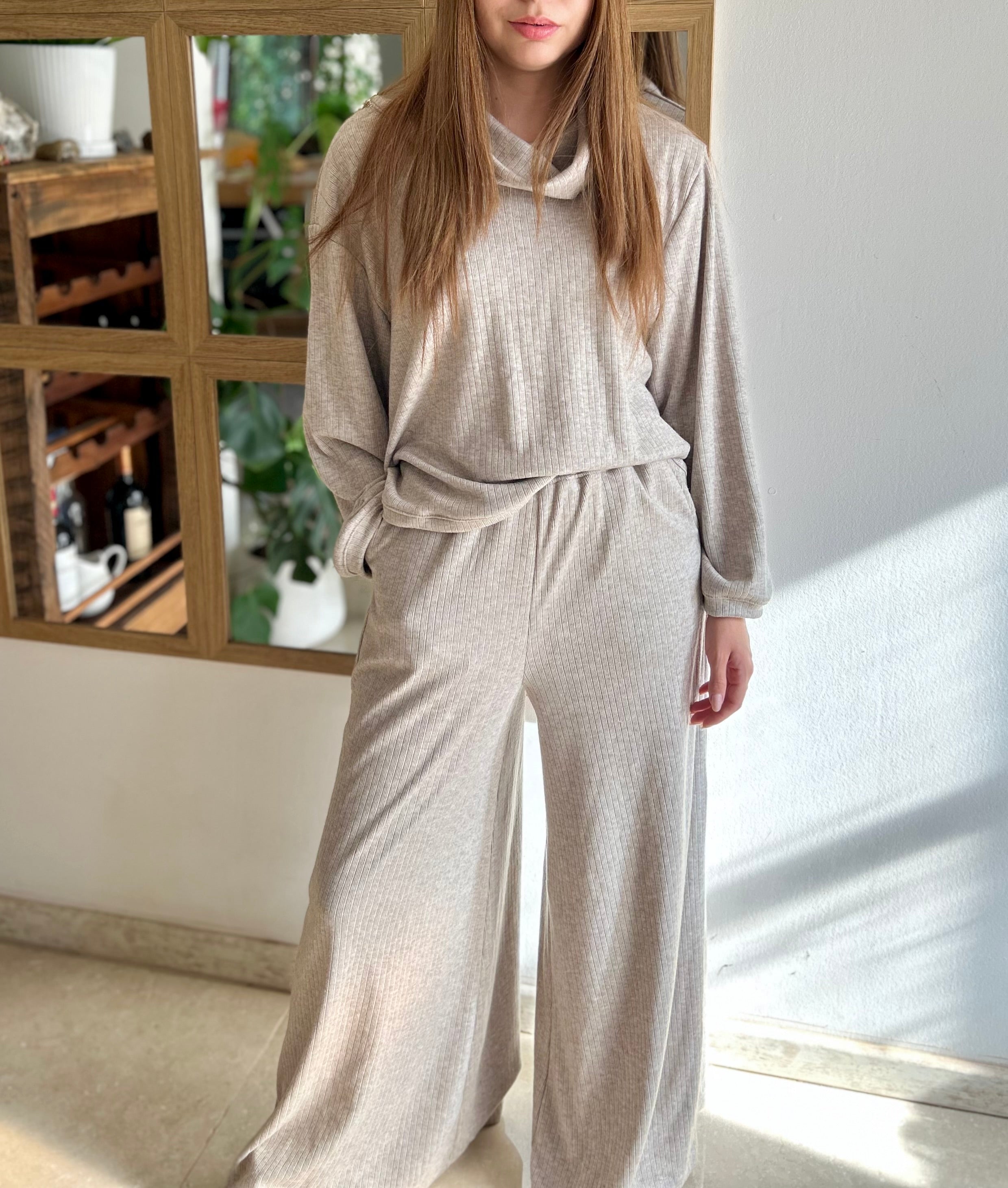 Conjunto Emma - Color Beige Claro